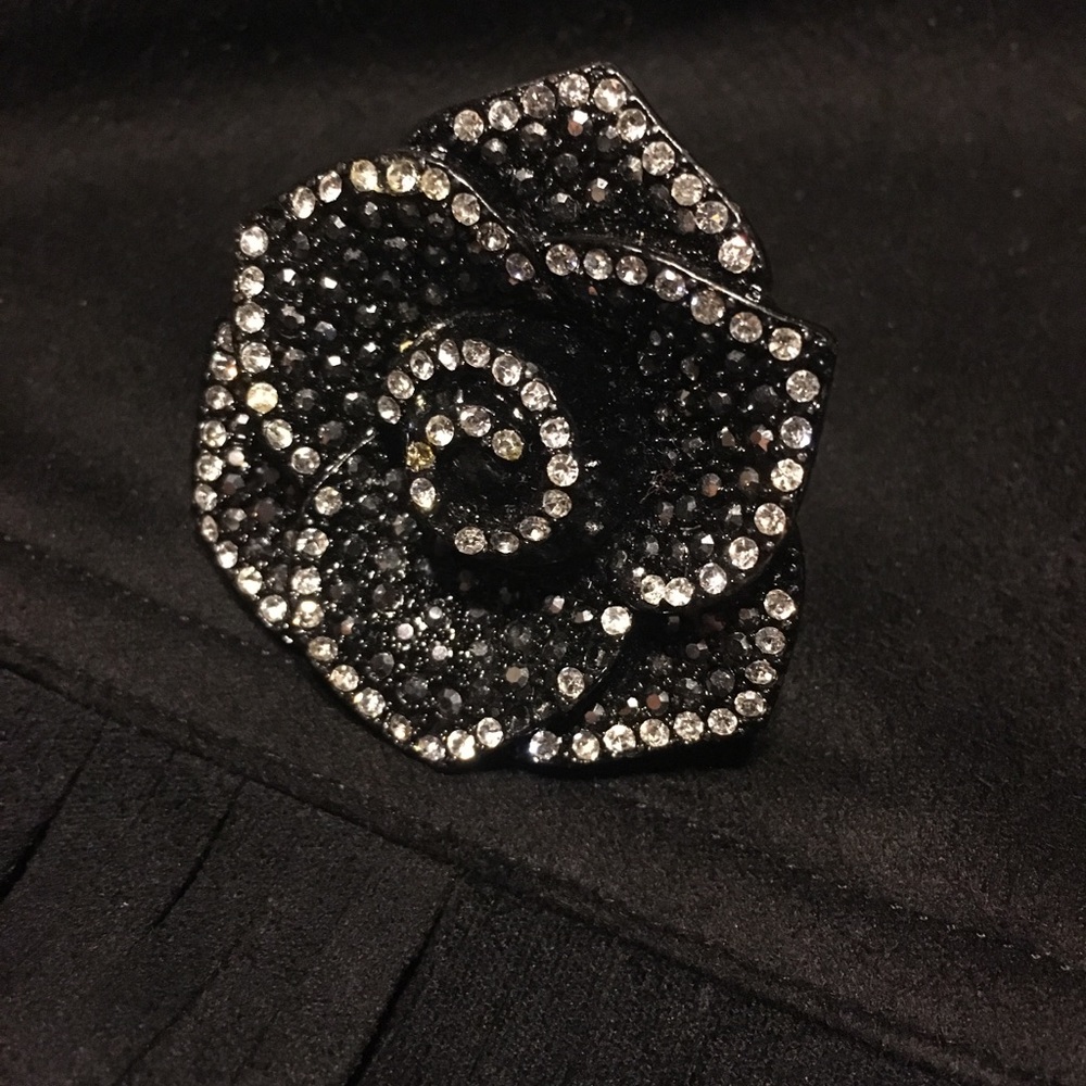 Flower stretch ring🌼